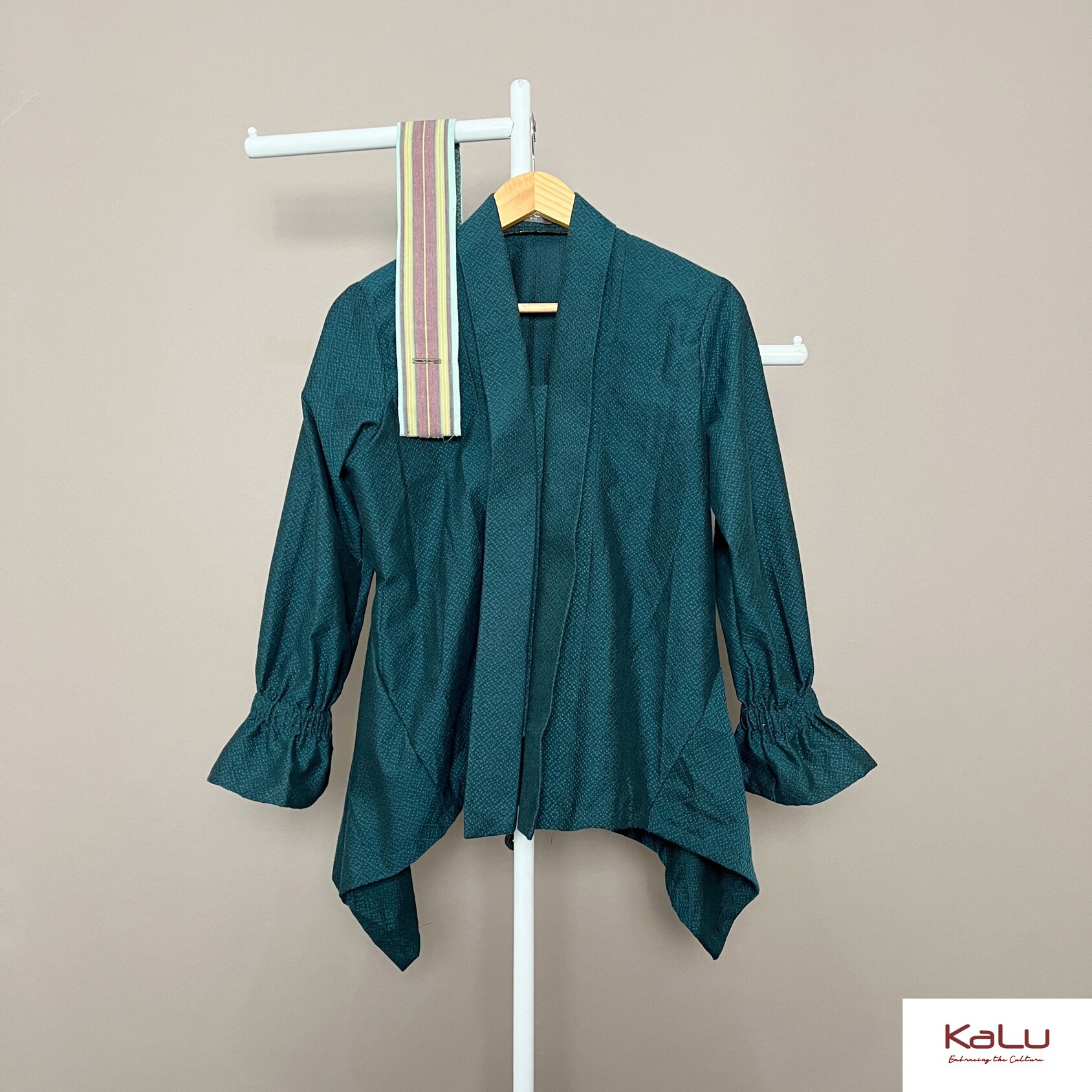 KALU Kebaya Shinta